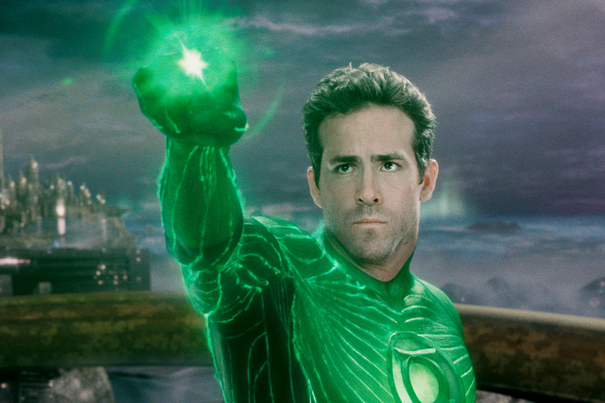 According to Rob Liefeld, the creator of Deadpool, Ryan Reynolds should return to the Green Lantern franchise as it would be a massive hit.