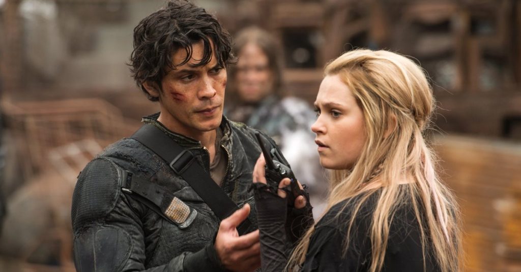 2. Bob Morley and Eliza Taylor kept their relationship hush-hush for about six years while playing Clarke and Bellamy on The 100. They were never an official couple on it but were a popular ship by the fans.