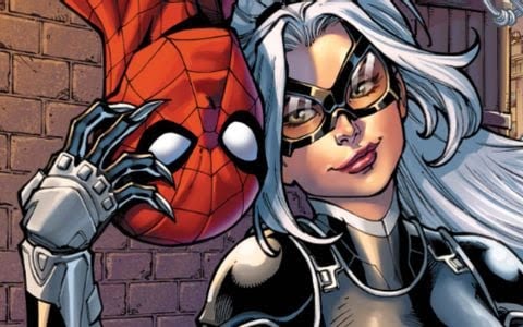Black Cat and Spider Man hug in Marvel Comics.