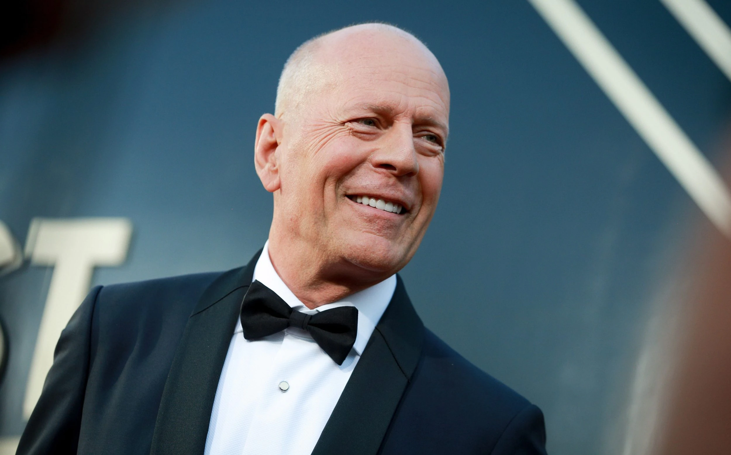 Bruce Willis Retires