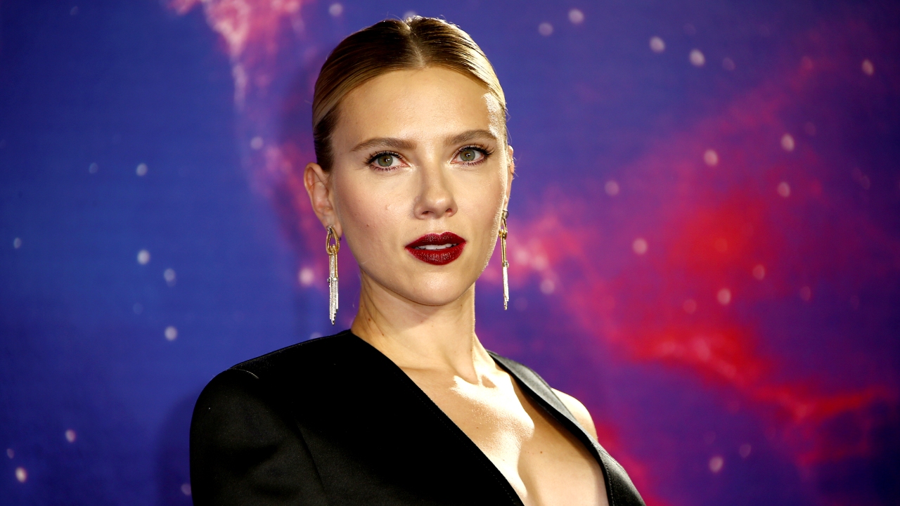 Scarlett Johannsen switched from movies to shows