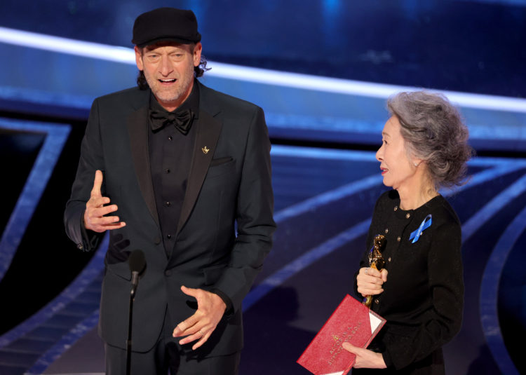 The first deaf male oscar winner at Oscars 2022