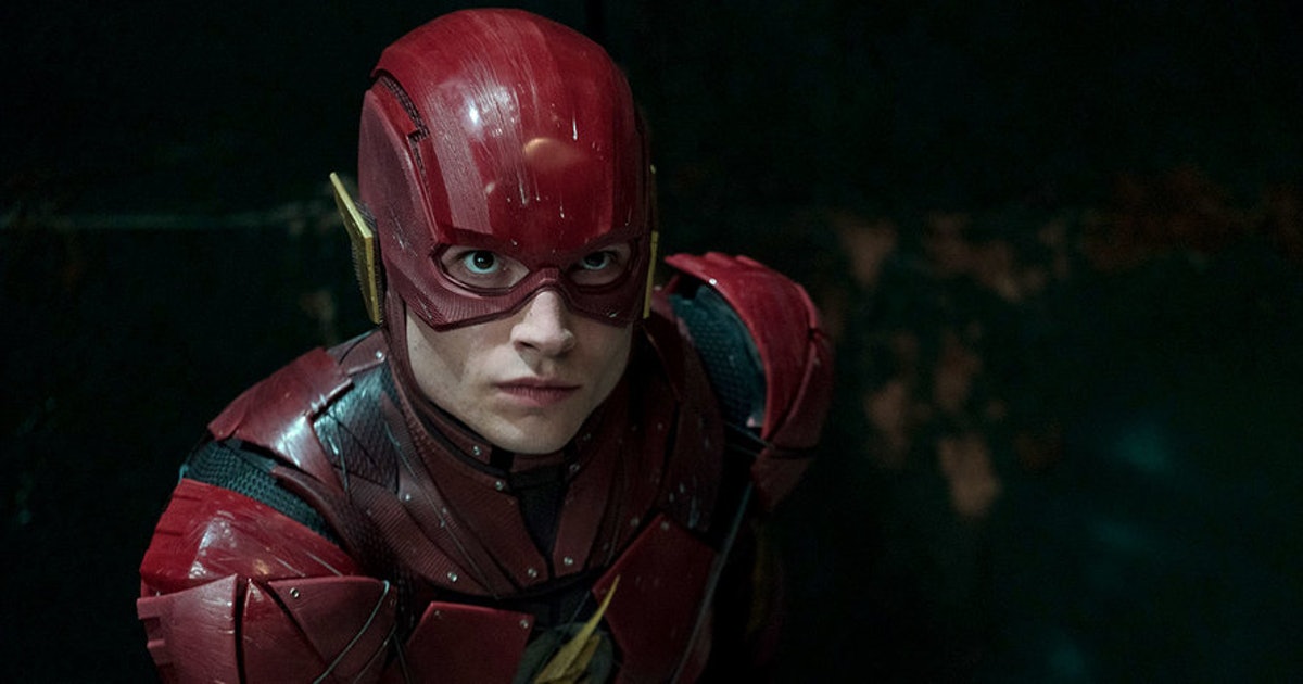Ezra Miller should be replaced by Grant Gustin as the Main Flash