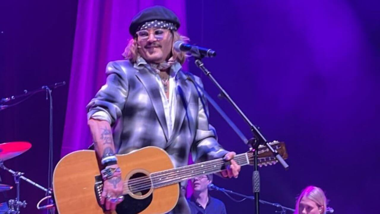 Eve Barlow tweets against Johnny Depp appearing at Sheffield