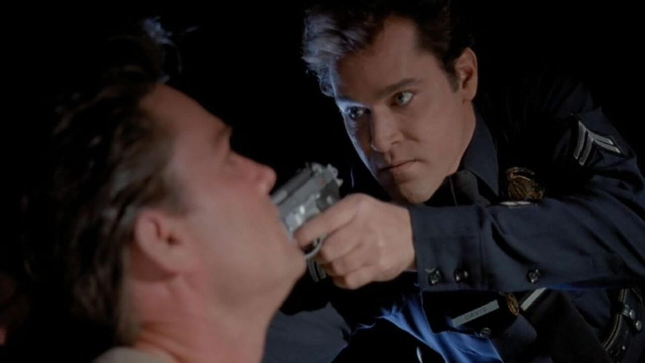 Unlawful Entry is one of the best movies of Ray Liotta