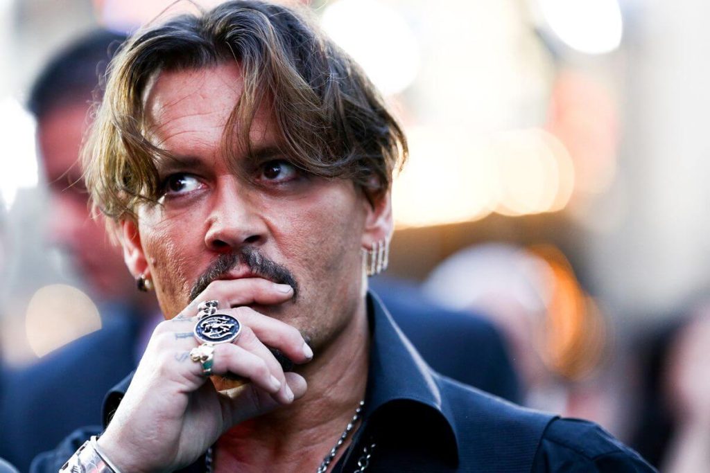 is-johnny-depp-currently-dating-reality-tv-star-sophie-hermann