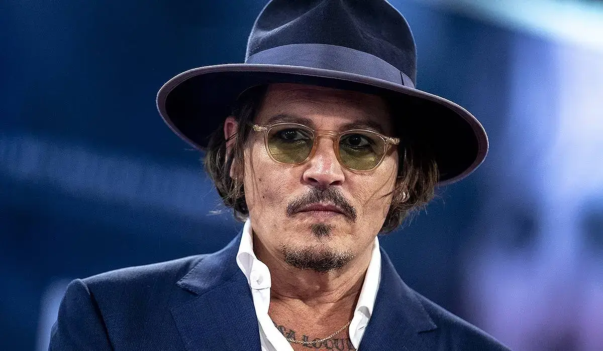 Johnny Depp is to return on screen again