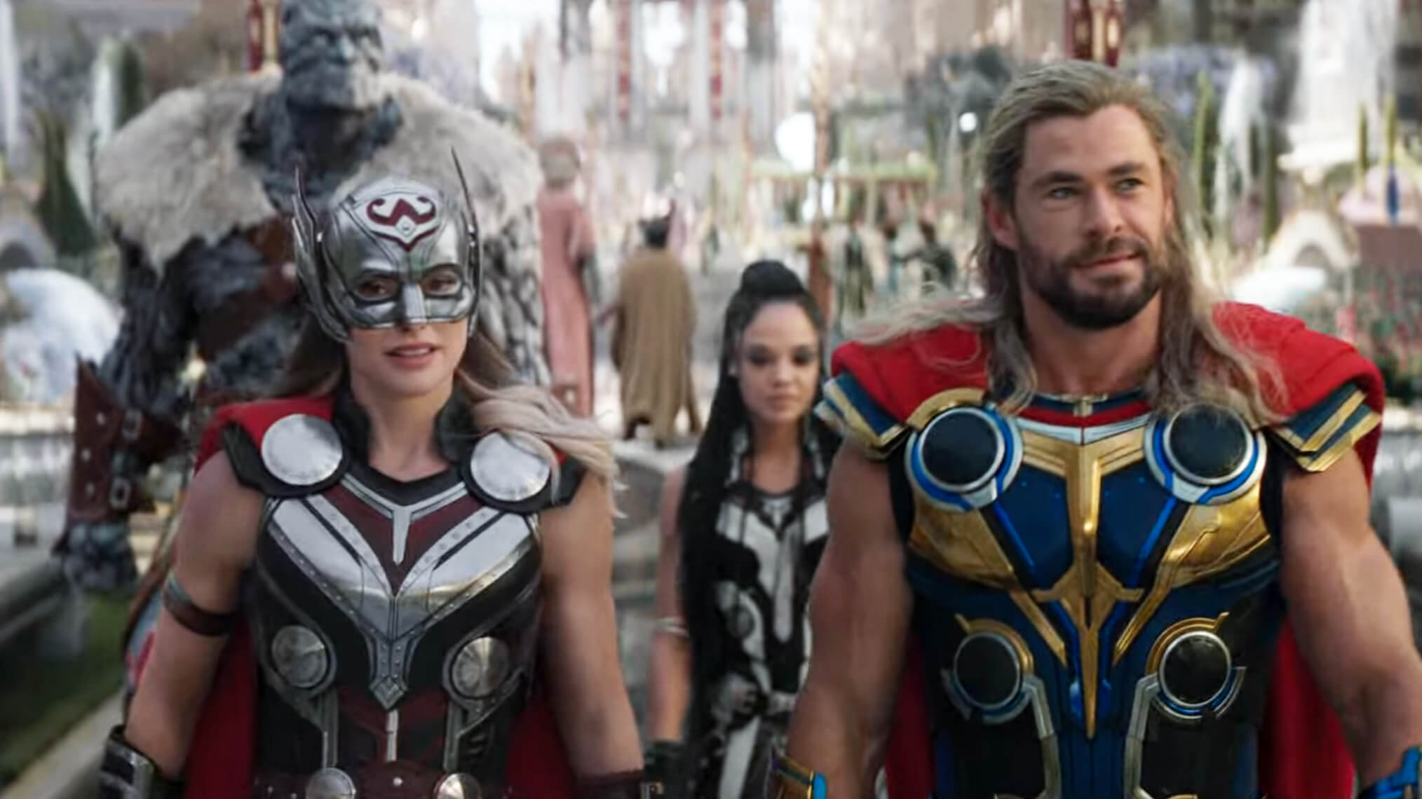 It's The Dark World All Over Again': Thor: Love and Thunder's Exceedingly  Bad Rotten Tomatoes Score Has Fans Asking Taika Waititi to Stop Ruining  Things - FandomWire