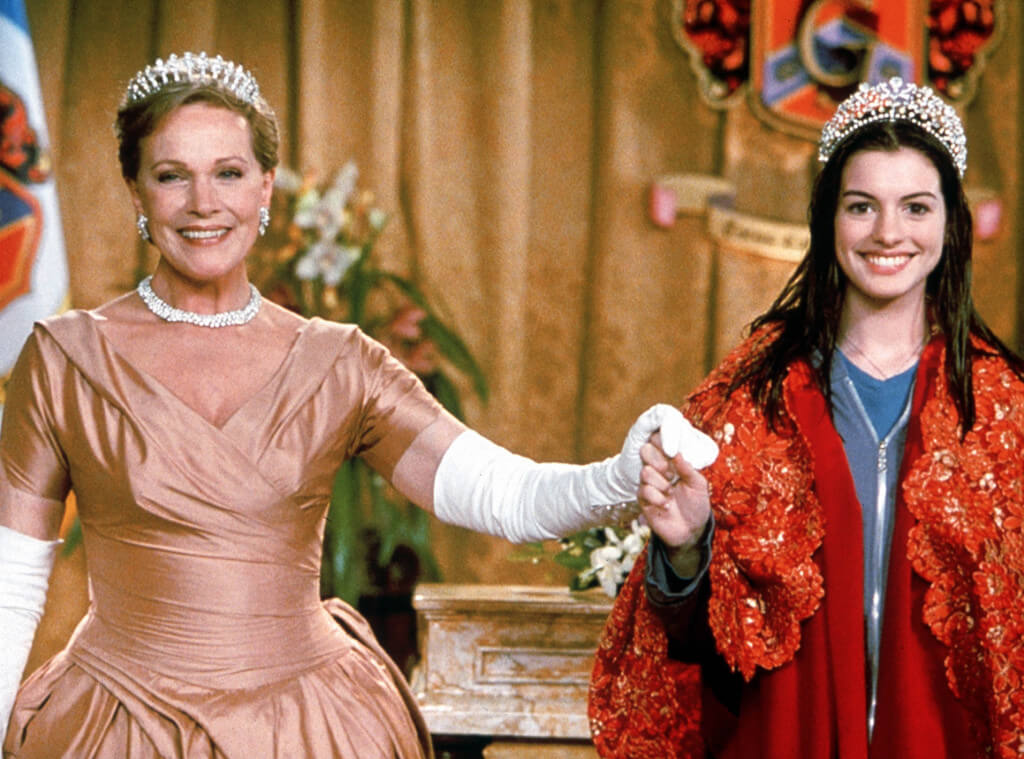 Julie Andrews and Anne Hathway in The Princess Diaries