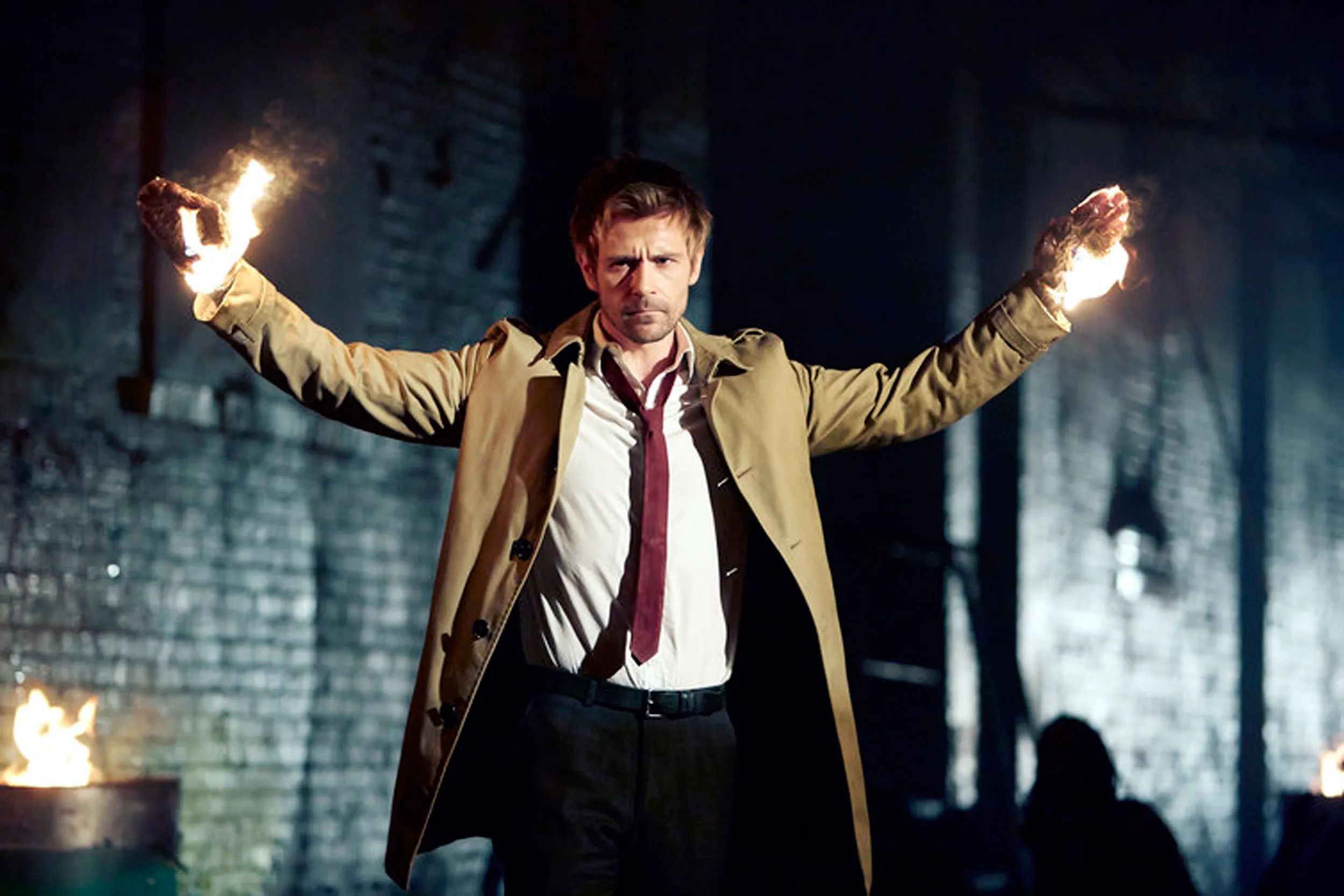 Matt Ryan as John Constantine in Constantine (2014).