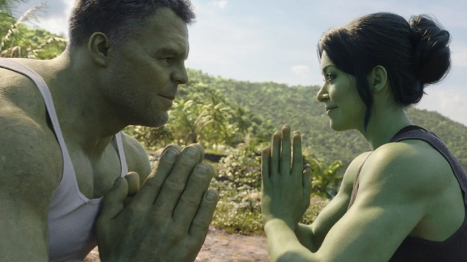 Bruce Banner training Jennifer Walters in She-Hulk: Attorney at Law.