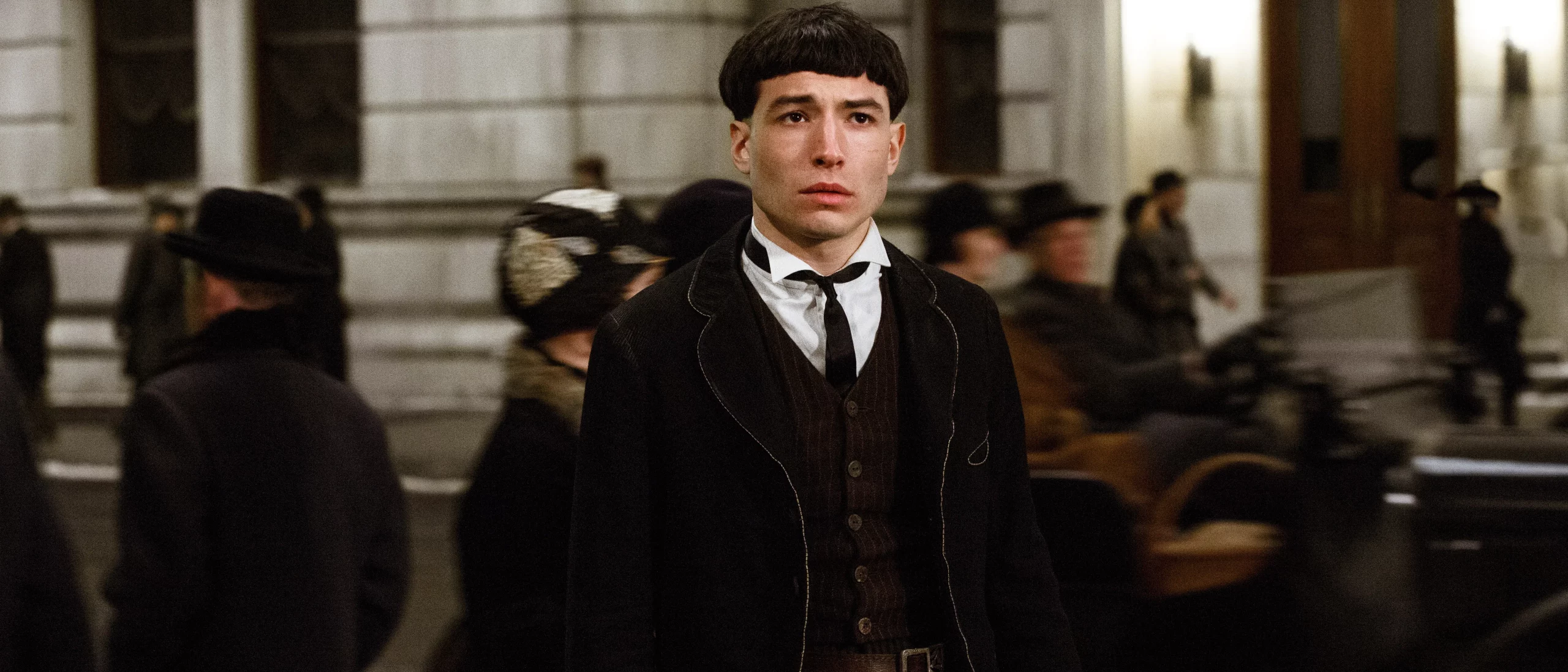Ezra Miller as Credence in Fantastic Beasts and Where to Find Them (2016).