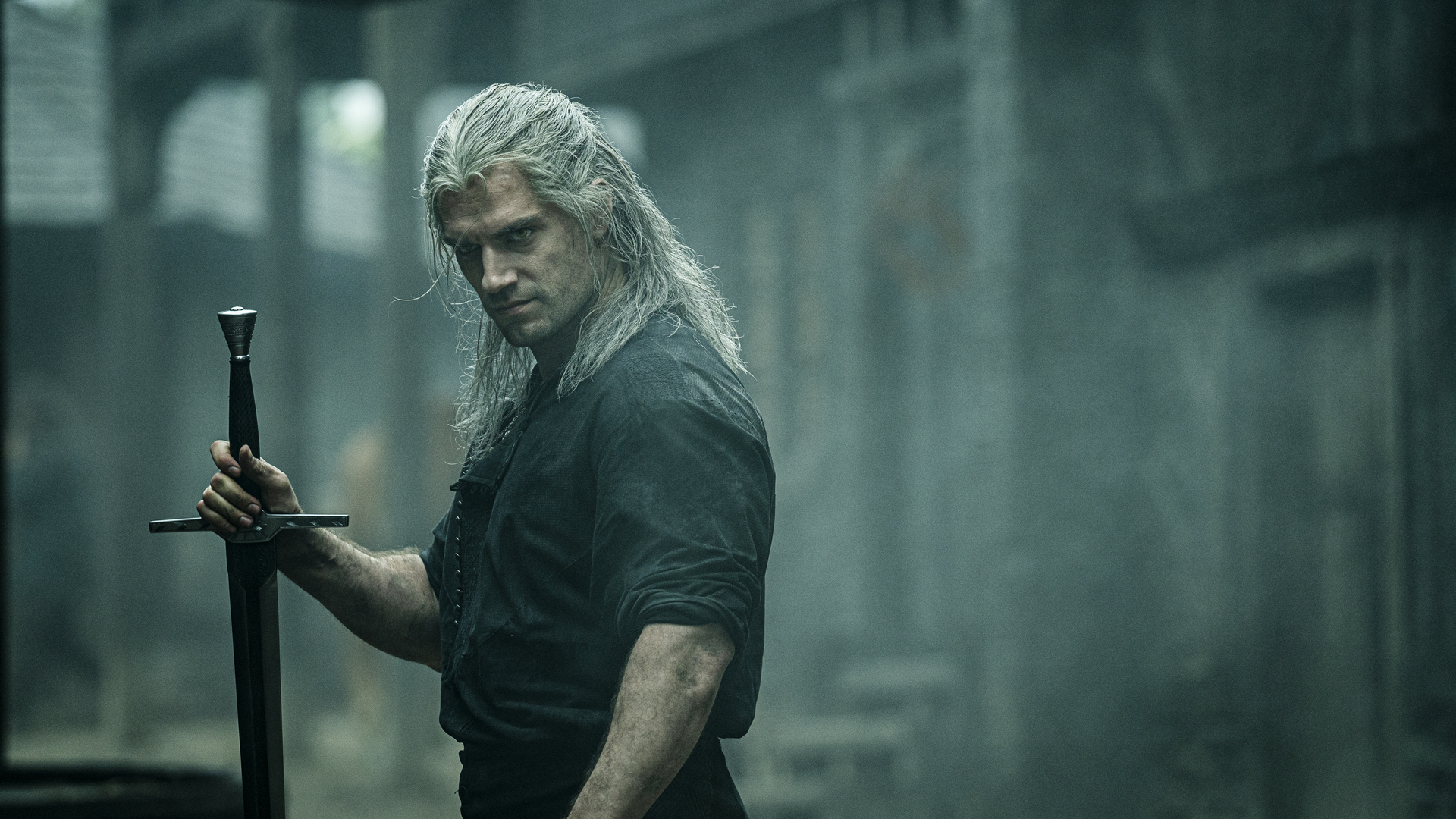 Henry Cavill as Geralt of Rivia in The Witcher (2019).