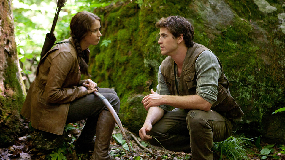 Jennifer Lawrence and Liam Hemsworth in The Hunger Games (2012)