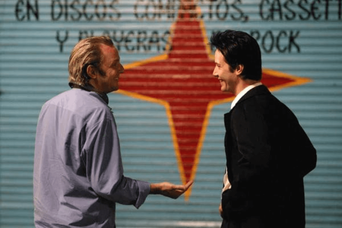 Francis Lawrence and Keanu Reeves on the set of Constantine