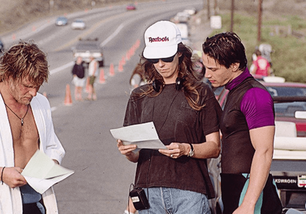 Kathryn Bigelow and Keanu Reeves on the set of Point Break