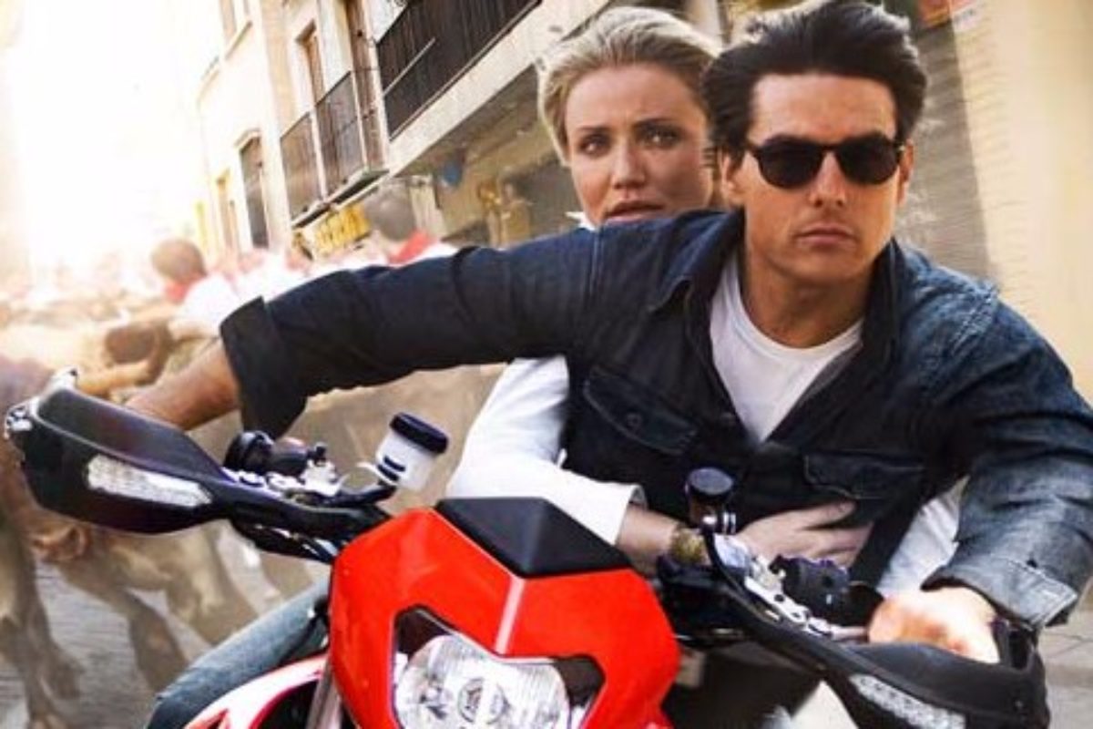 Tom Cruise and Cameron Diaz in the bike scene from Knight And Day