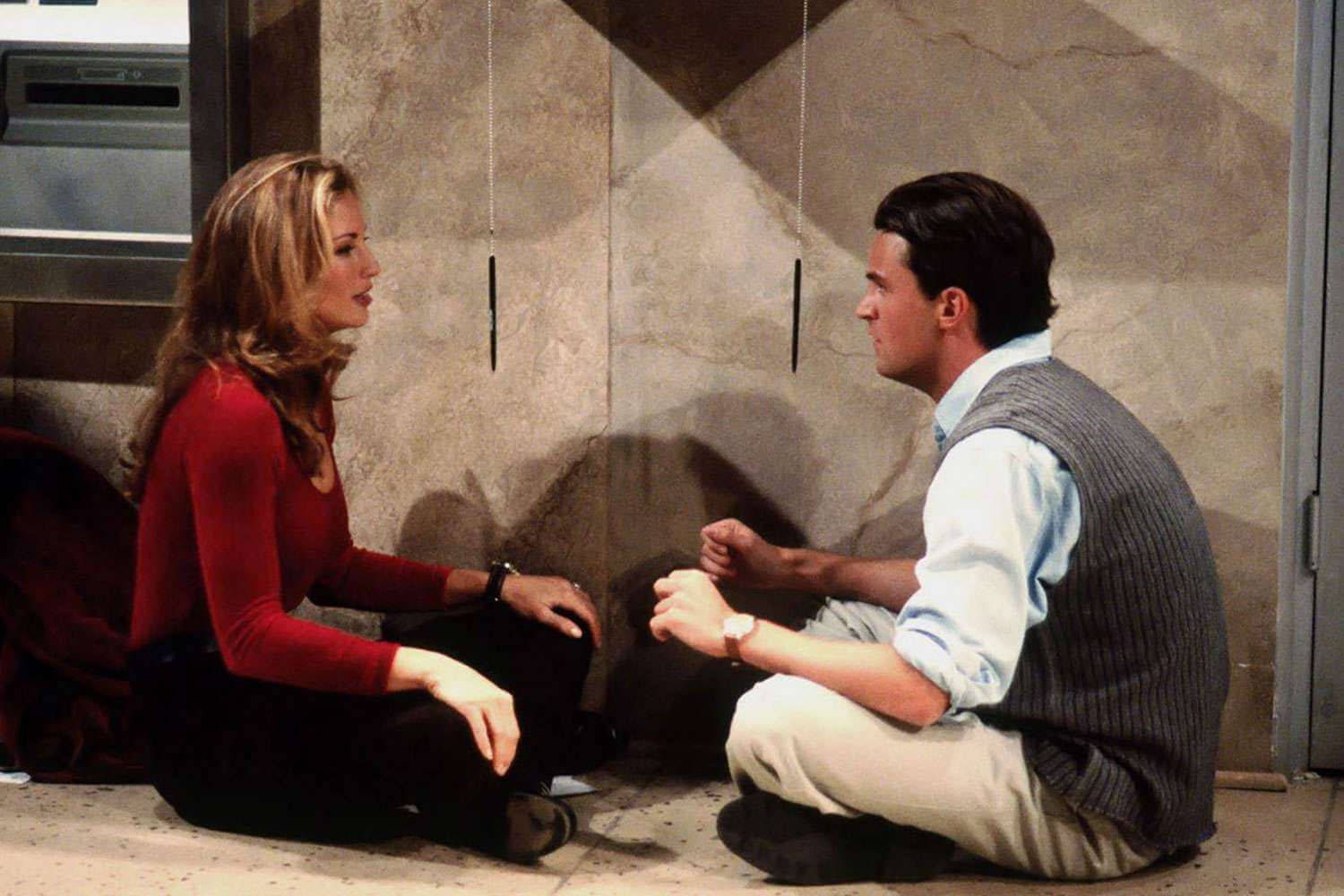 Matthew Perry with Jill Goodacre in a still from Friends