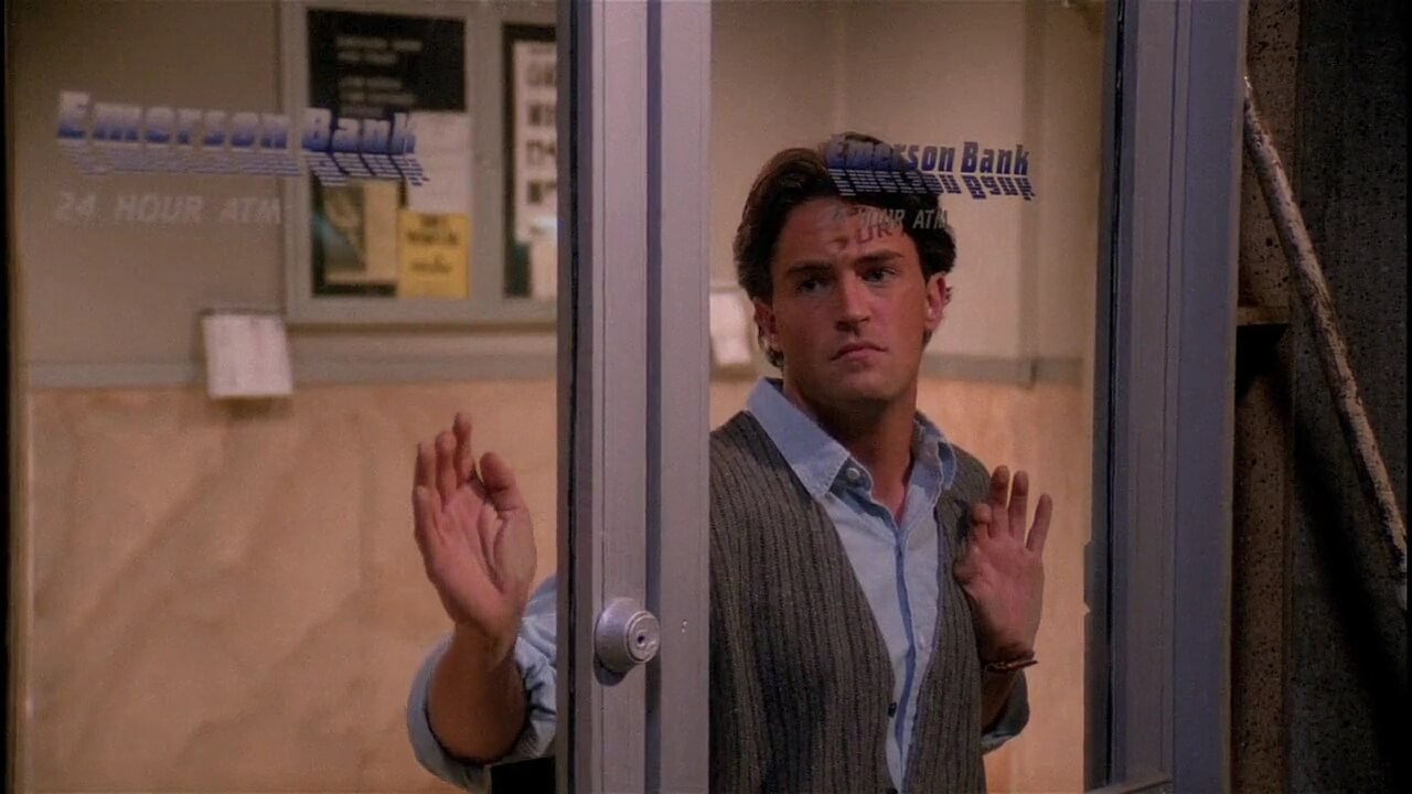 Matthew Perry in a still from 'The One With the Blackout' episode of Friends