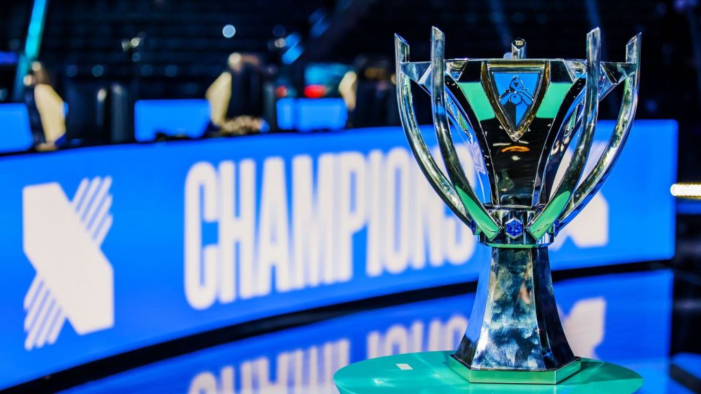 The trophy for League of Legends Worlds 2023.