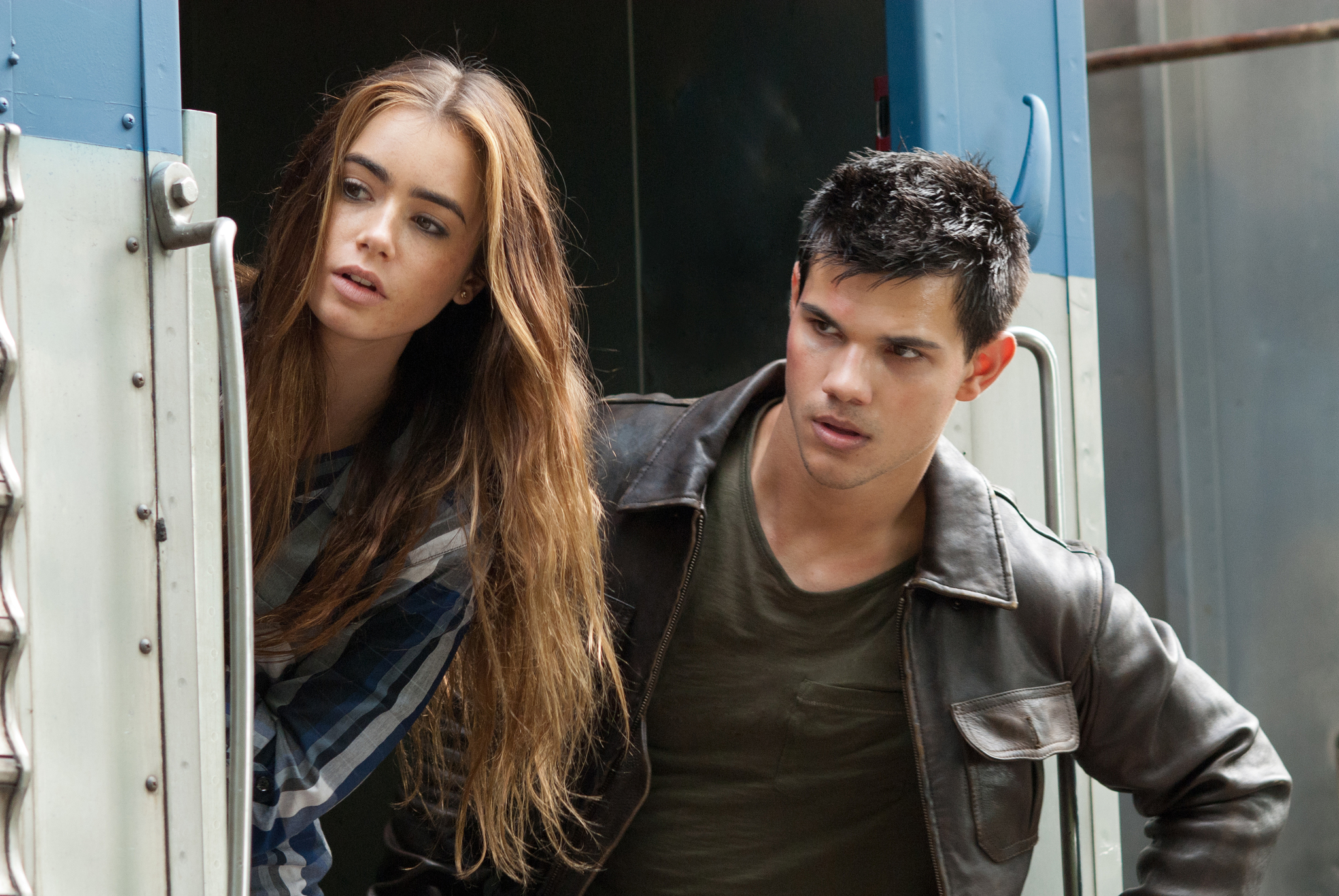 Taylor Lautner and Lily Collins in a still from Abduction