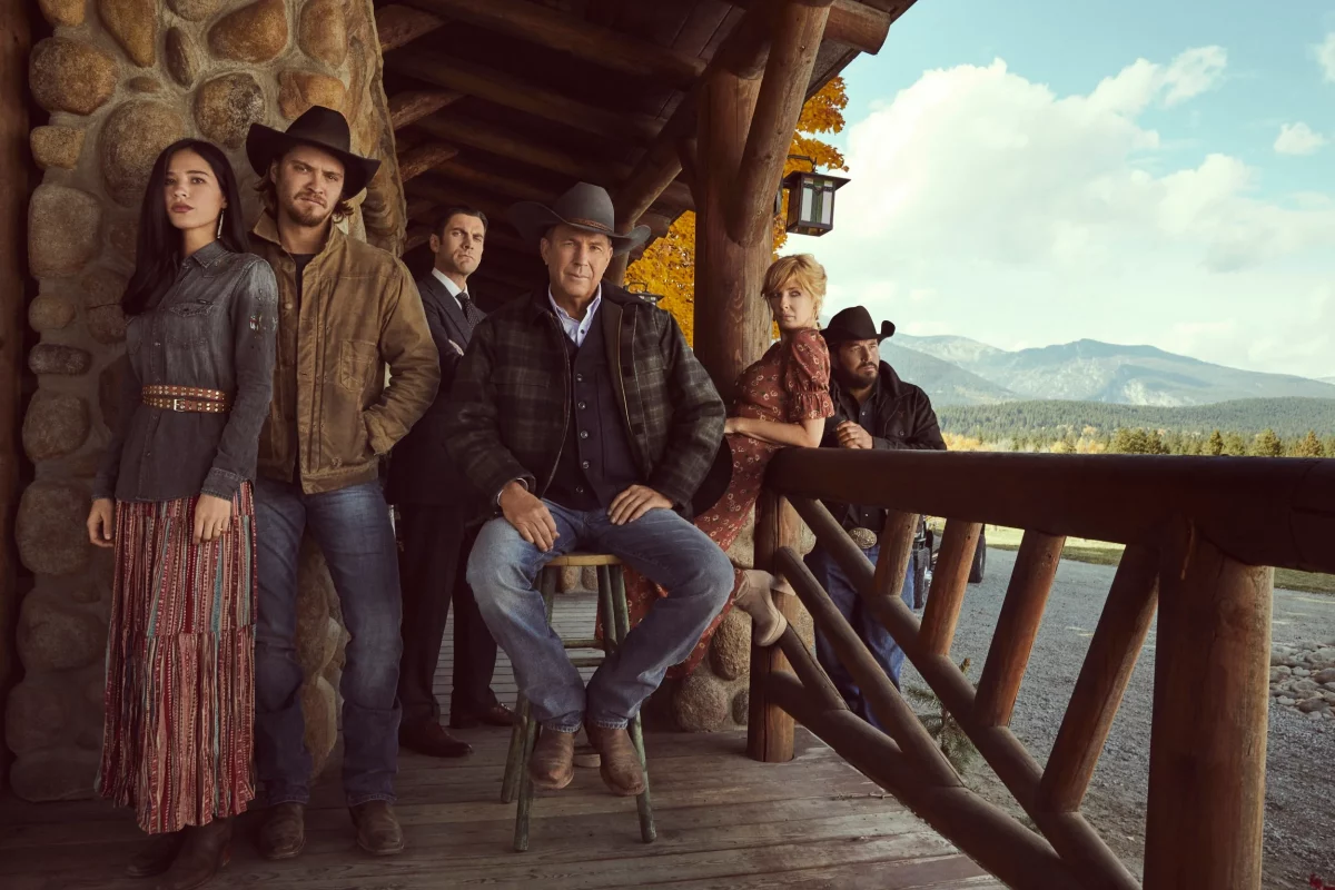 Kevin Costner and other cast members in Yellowstone