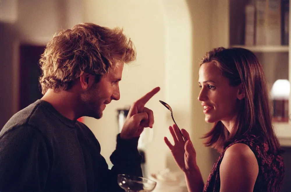 Bradley Cooper and Jennifer Garner in Alias