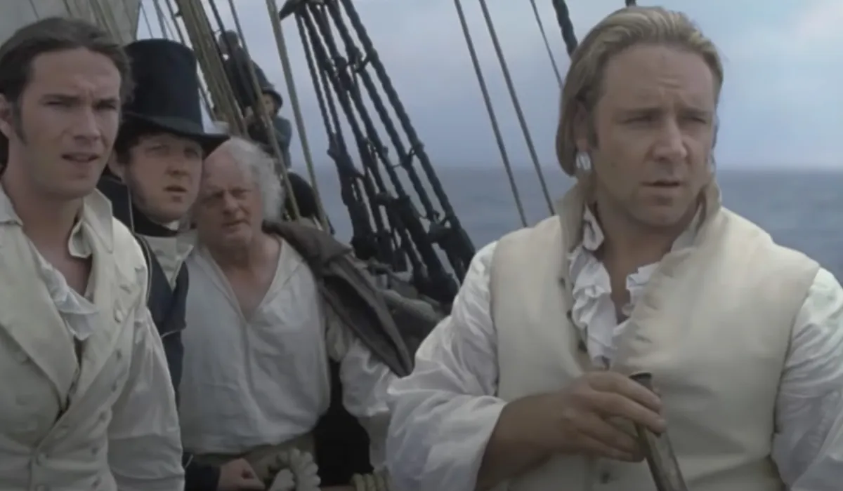 James D'Arcy and Russell Crowe in Master and Commander: The Far Side of the World