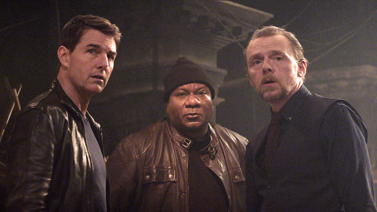Simon Pegg with Tom Cruise and Ving Rhames in Mission: Impossible 7
