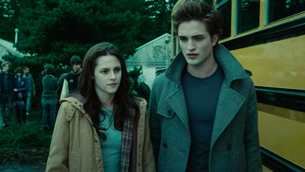 Kristen Stewart, Robert Pattinson in Twilight 
