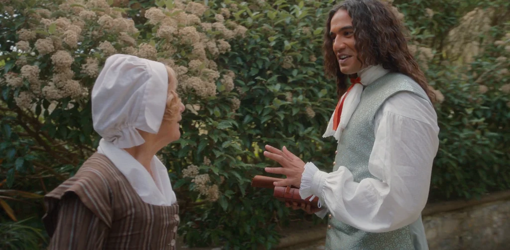 Nathaniel Curtis as Isaac Newton